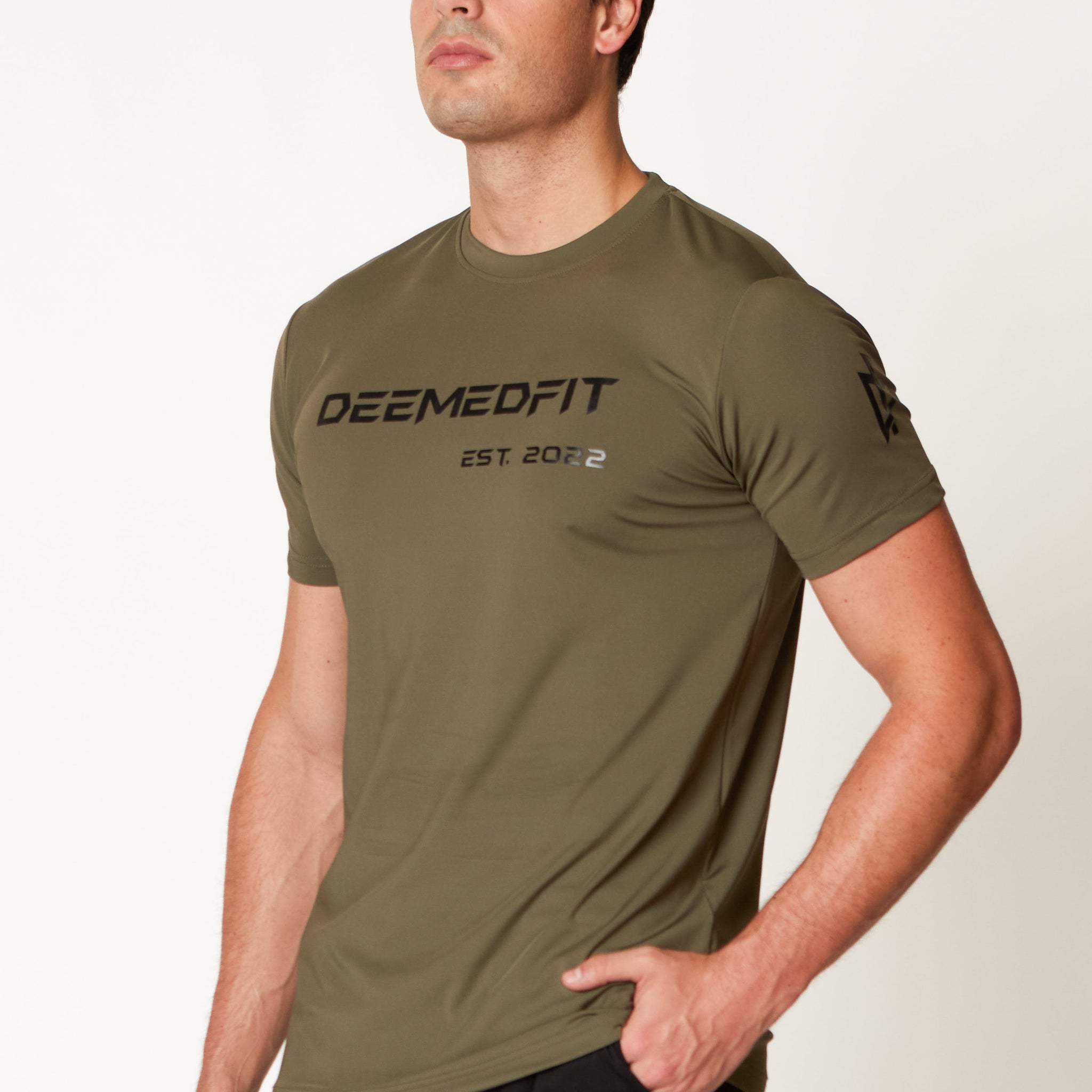 How to Choose the Right Activewear for Workout - DeemedFit