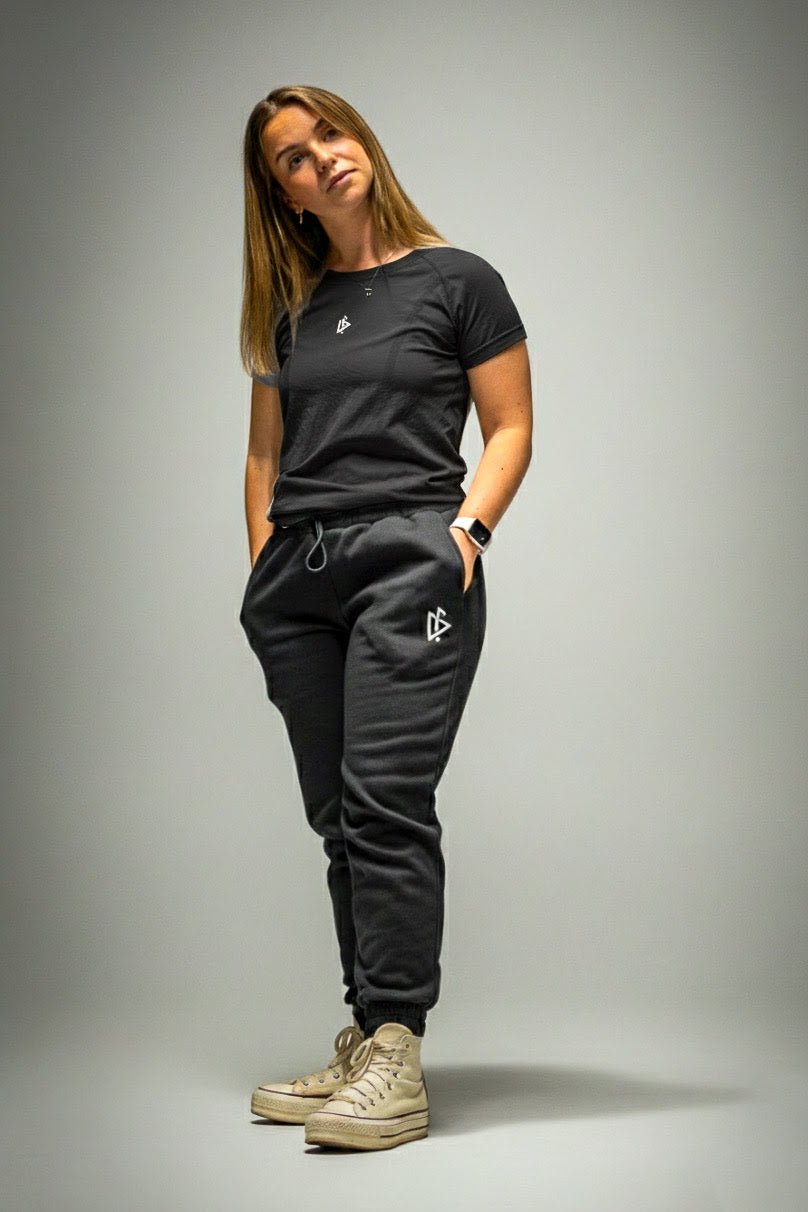 Women’s Seamless Tee - Black - DeemedFit